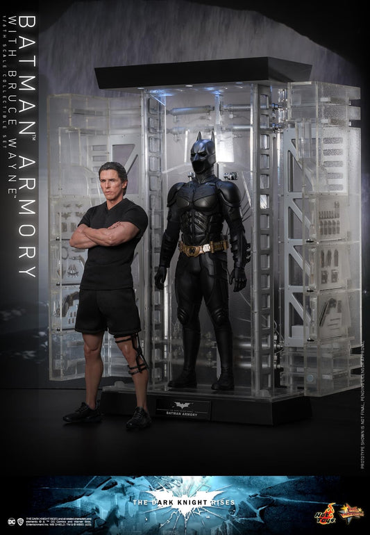 Preventa Figura Batman Armory con Bruce Wayne - The Dark Knight Rises marca Hot Toys MMS702 escala 1/6