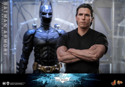 Preventa Figura Batman Armory con Bruce Wayne - The Dark Knight Rises marca Hot Toys MMS702 escala 1/6