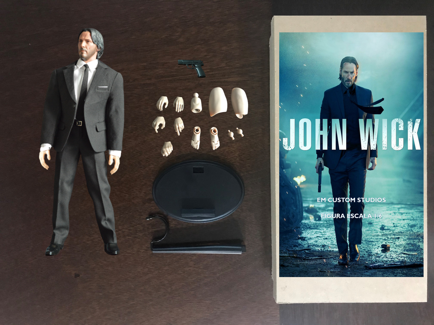 Figura John marca EM Custom Studios escal a 1/6