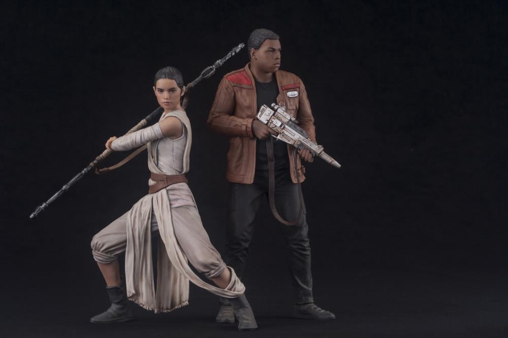 Pedido Estatua Rey & Finn Set - Star Wars: The Force Awakens - ArtFX + marca Kotobukiya escala 1/10