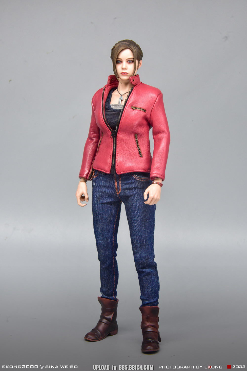 Pedido Figura Claire Redfield - Resident Evil 2 marca Damtoys DMS031 escala 1/6