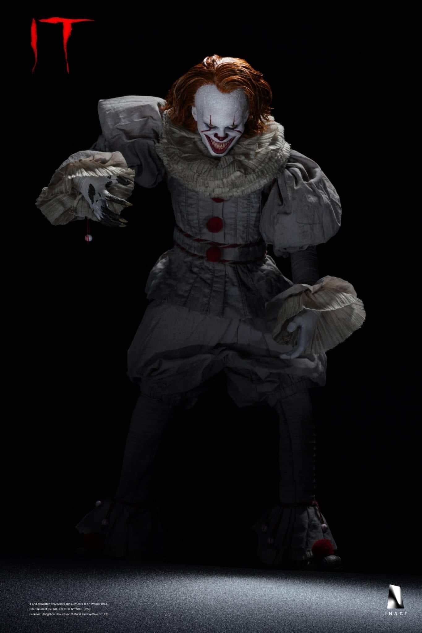 Preventa Figura PENNYWISE (IT) - Deluxe Edition marca INART Queen Studios escala 1/6