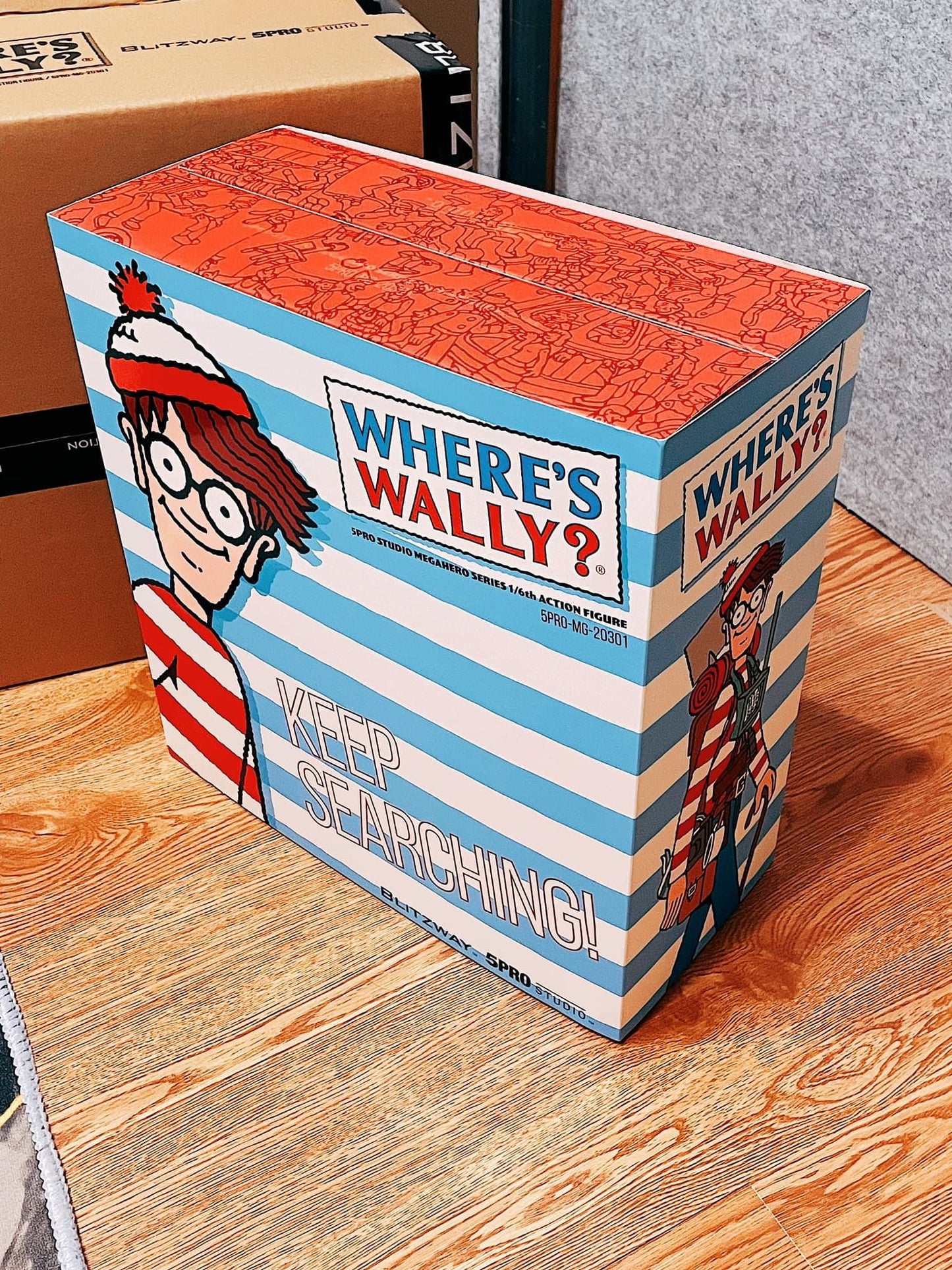 Pedido Figura Wally - Where´s Waldo? marca Blitzway 5PRO-MG-20301 escala 1/6