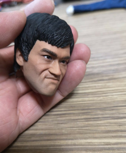 Pedido Estatua Bruce Lee 81th Anniversary - Fist of Fury CX-H 04 marca CHINA.X-H escala de arte 1/6