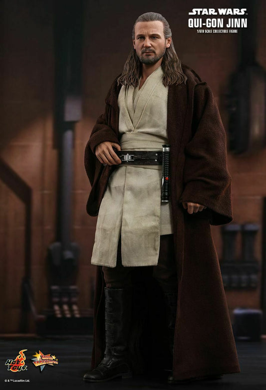 Pedido Figura Qui-Gon Jinn - Star Wars EP. I The Phantom Menace marca Hot Toys MMS525 escala 1/6