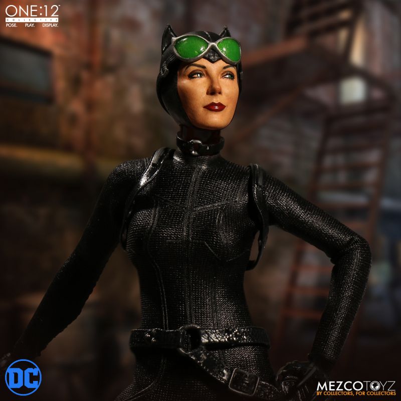 Pedido Figura Catwoman - DC comics - One:12 Collective marca Mezco Toyz 76820 escala pequeña 1/12