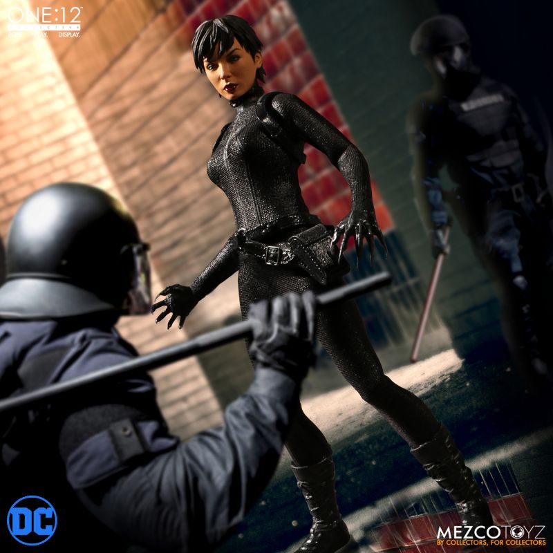 Pedido Figura Catwoman - DC comics - One:12 Collective marca Mezco Toyz 76820 escala pequeña 1/12